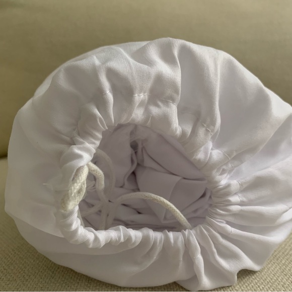 New $169 Luxury Bed Sheets Bamboo Viscose Blend in White - Picture 7 of 10